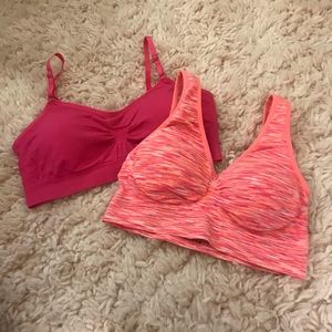 NWOT sports bra set (padding included)